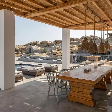 Almi In Mykonos * Tourlos