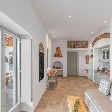 Villa Almi In Mykonos Tourlos